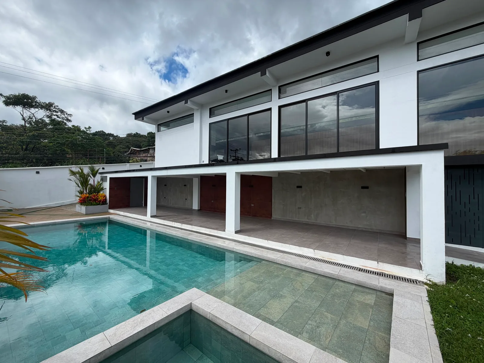 VENTA PROPIEDAD DE LUJO - Imagen 4